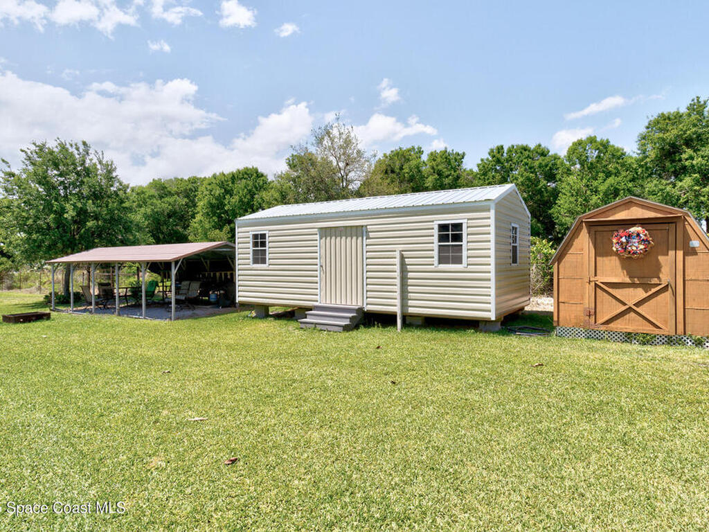 9556 Fleming Grant Road, Micco, FL 32976