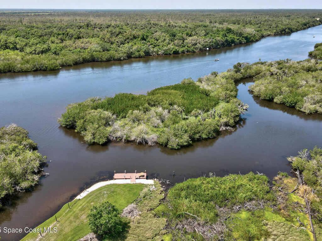 9556 Fleming Grant Road, Micco, FL 32976