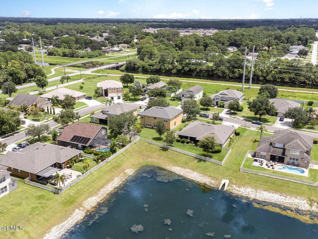 154 Wading Bird Circle, Palm Bay, FL 32908