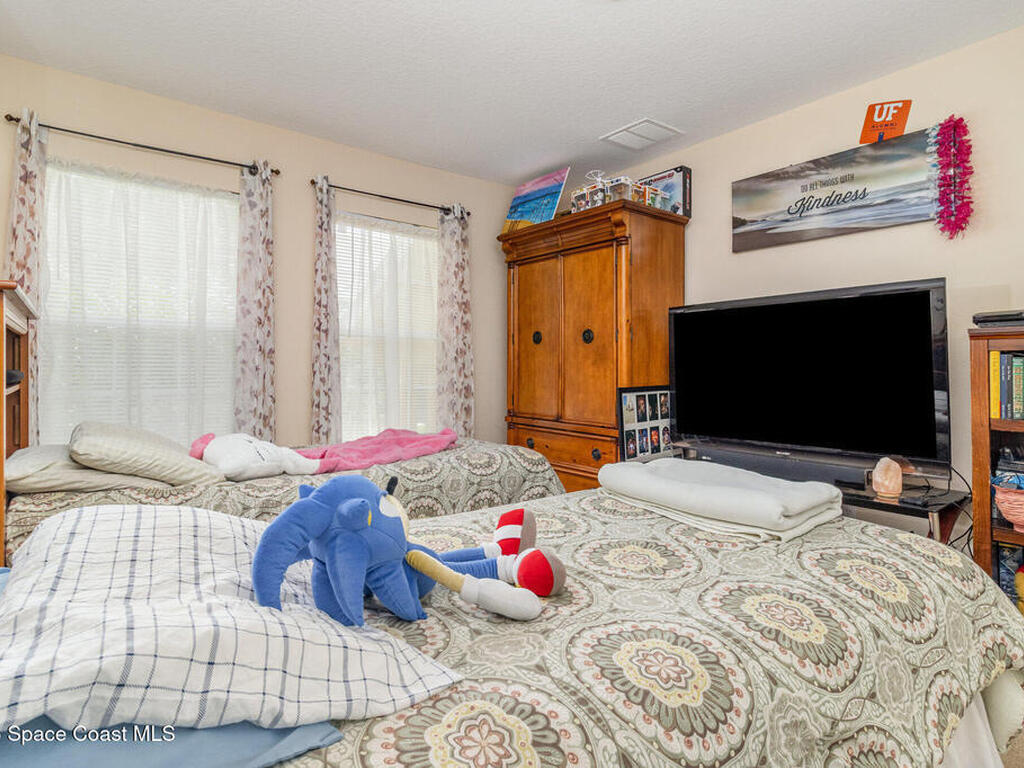 154 Wading Bird Circle, Palm Bay, FL 32908