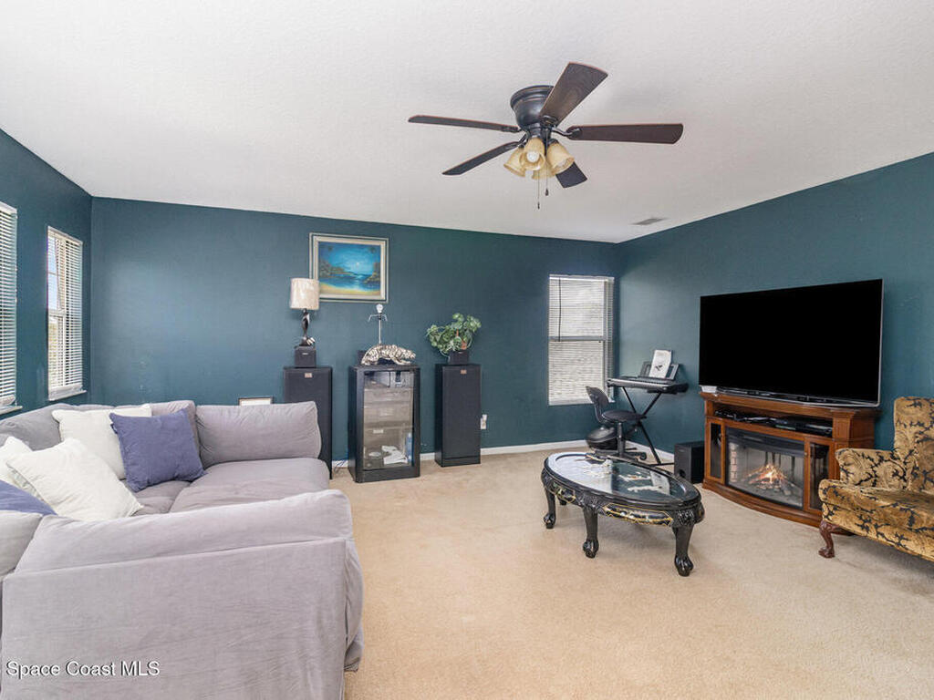 154 Wading Bird Circle, Palm Bay, FL 32908