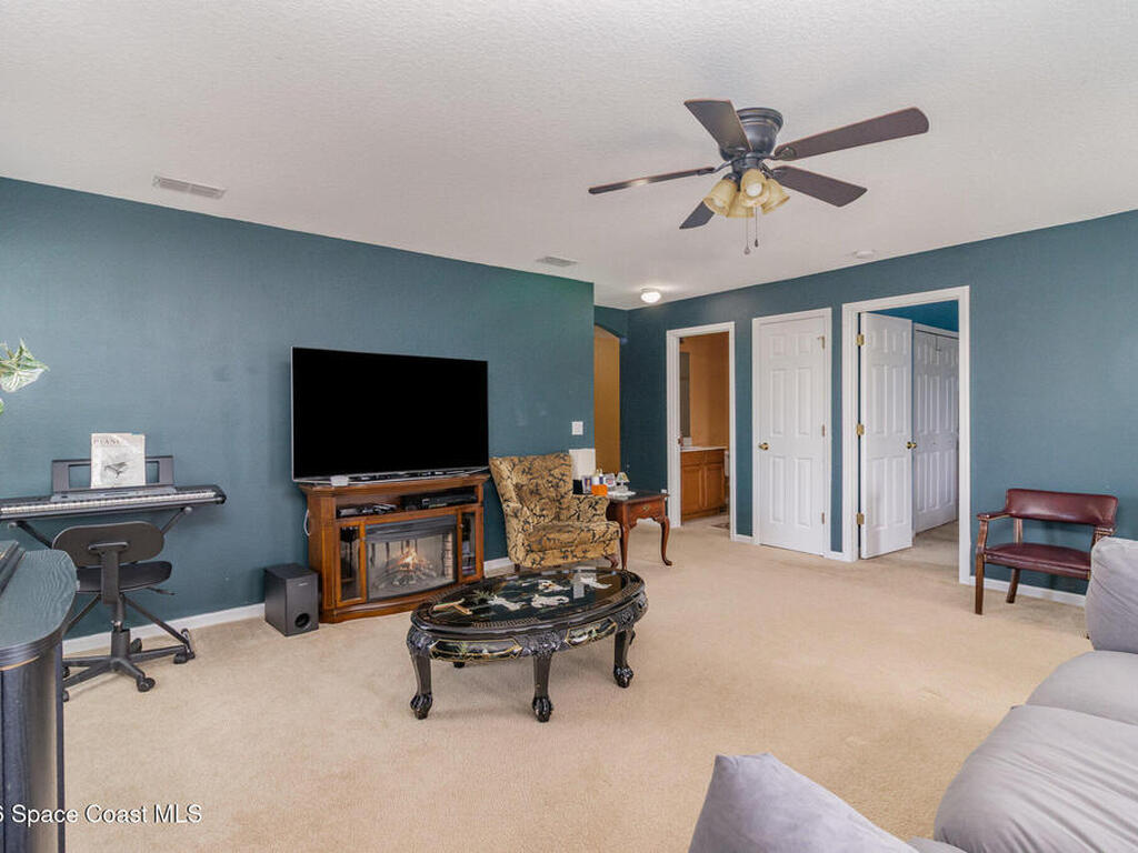 154 Wading Bird Circle, Palm Bay, FL 32908