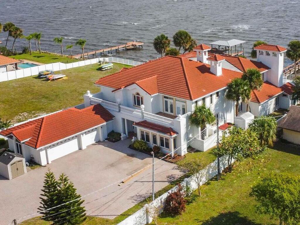 3415 S Washington Avenue, Titusville, FL 32780