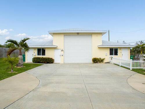 222 Rosa L. Jones, Cocoa, FL 32922