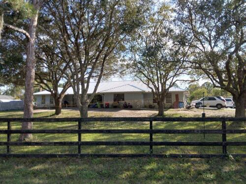 4045 Pepper Tree Street, Grant, FL 32949