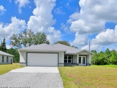 8585 100th Avenue, Vero Beach, FL 32967
