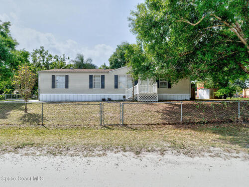 164 S Elm Street, Fellsmere, FL 32948