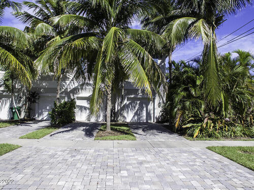 100 Eighth Avenue, Indialantic, FL 32903