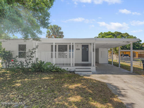 609 S 15th Street, Ft. Pierce, FL 34950