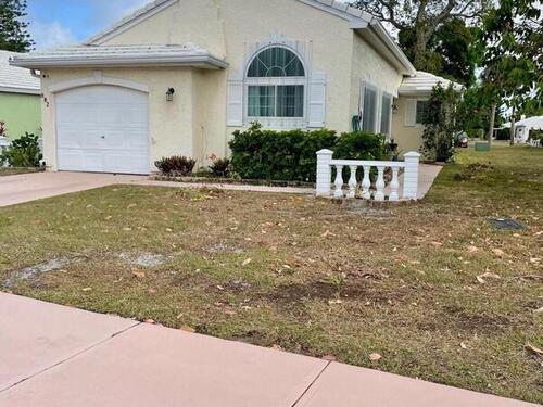 882 Wateroak Drive, Palm Bay, FL 32905