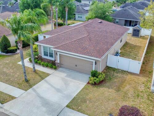 427 Highland Meadows Street, Davenport, FL 33837