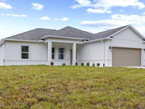 8276 100th Avenue, Vero Beach, FL 32967