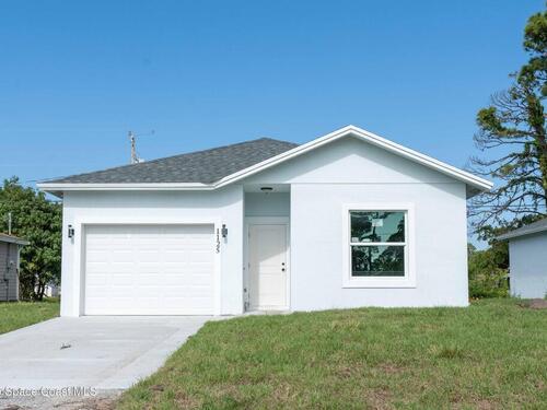 1125 11th Court, Vero Beach, FL 32962