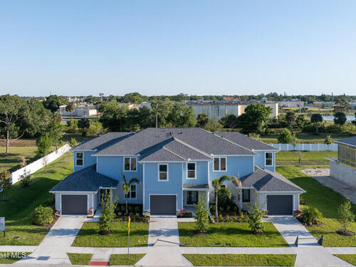 198 Hidden Woods Place, Melbourne, FL 32901