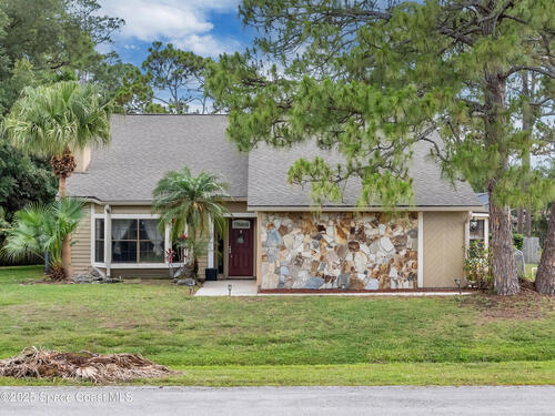 282 Neville Circle, Palm Bay, FL 32907