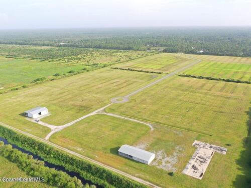 3920 Edisto Drive, Grant, FL 32949
