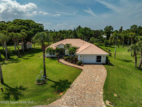 208 Chello Avenue, Sebastian, FL 32958