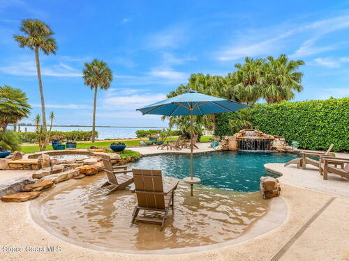 2442 Newfound Harbor Drive, Merritt Island, FL 32952