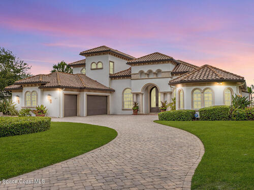 671 Indian River Drive, Melbourne, FL 32935