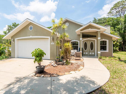 7030 Livingstone Lane, Melbourne, FL 32904