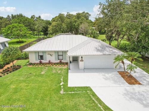 9830 Oak Trail, Micco, FL 32976