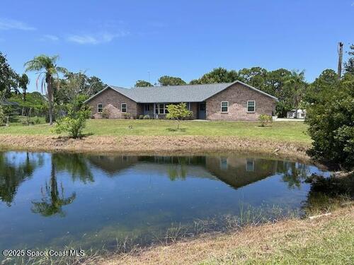 6147 Brabrook Avenue, Grant-Valkaria, FL 32949