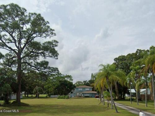 825 27th Avenue, Vero Beach, FL 32960