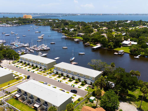 913 Paddleboard Court, Melbourne, FL 32935