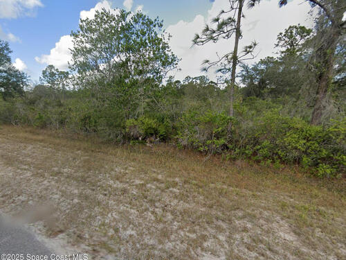 622 Eldorado Avenue, Indian Lake Estates, FL 33855