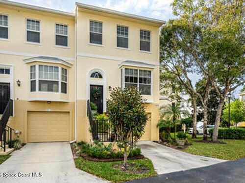 1635 42nd Square, Vero Beach, FL 32960