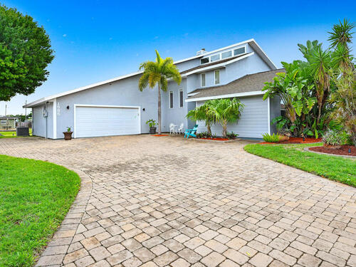 1585 Sykes Creek Drive, Merritt Island, FL 32953