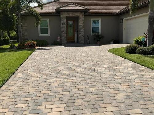 3270 Quantum Place, Mims, FL 32754