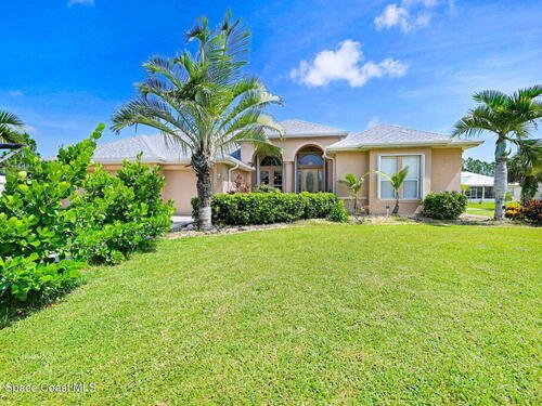 393 Farley Street, Palm Bay, FL 32908