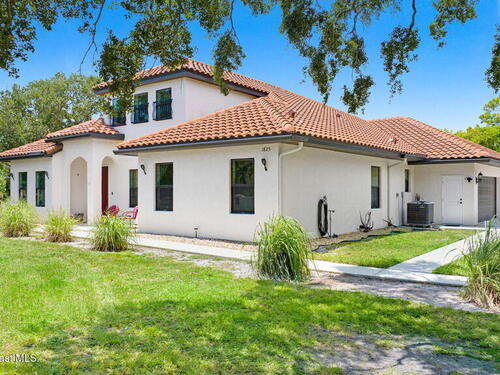 1825 S Banana River Drive, Merritt Island, FL 32952