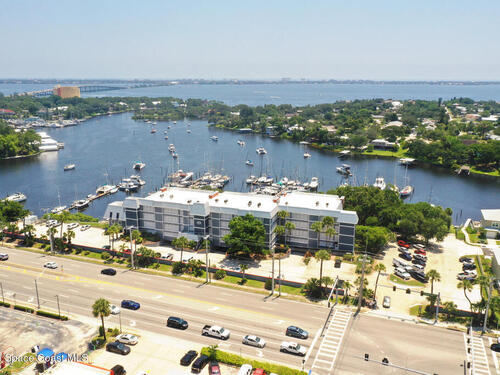 905 N Harbor City Boulevard, Melbourne, FL 32935