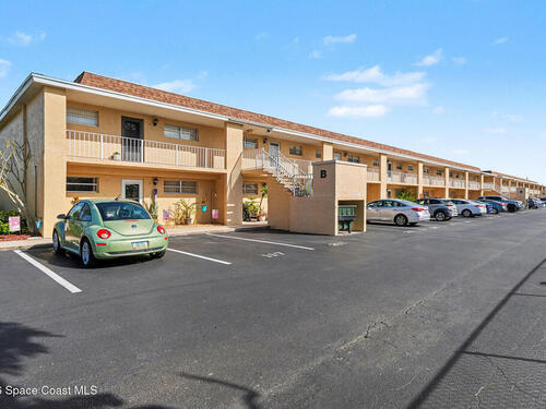 2135 N Courtenay Parkway, Merritt Island, FL 32953