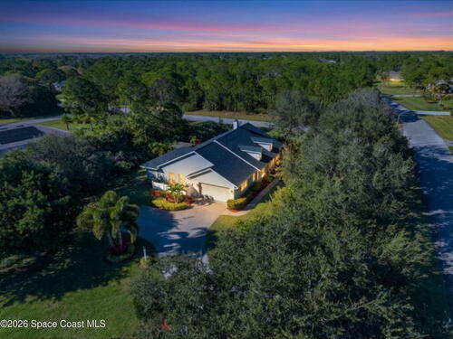 5696 Cypress Creek Drive, Grant, FL 32949