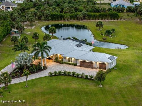 2141 Madden Avenue, Palm Bay, FL 32908