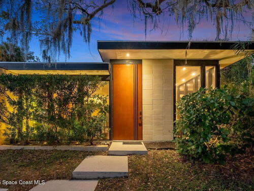 548 Old Oak Street, Melbourne, FL 32904