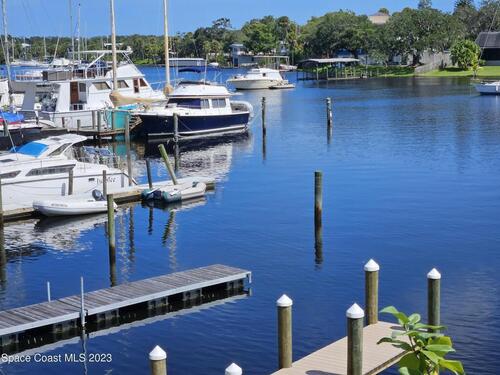 933 Paddleboard Court, Melbourne, FL 32935